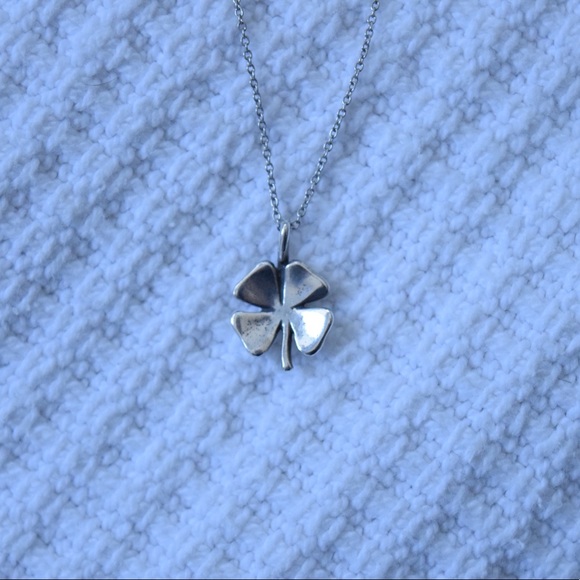 Sterling Silver Four Leaf Clover Necklace 🍀 - Picture 2 of 5